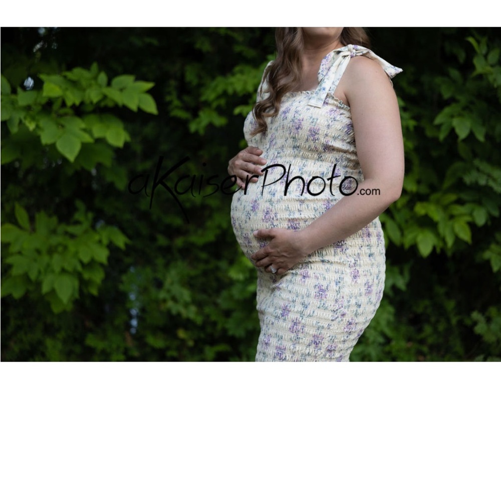 Nothing fits but maternity dress